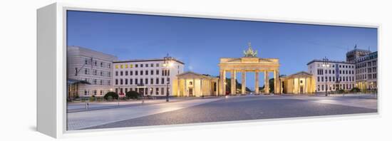 Germany, Deutschland. Berlin. Berlin Mitte. Brandenburg Gate, Brandenburger Tor-Francesco Iacobelli-Framed Premier Image Canvas