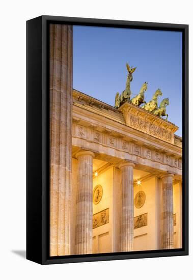 Germany, Deutschland. Berlin. Berlin Mitte. Brandenburg Gate, Brandenburger Tor-Francesco Iacobelli-Framed Premier Image Canvas