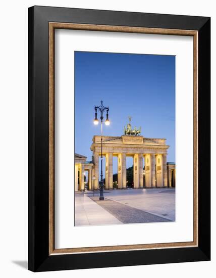 Germany, Deutschland. Berlin. Berlin Mitte. Brandenburg Gate, Brandenburger Tor-Francesco Iacobelli-Framed Photographic Print