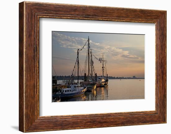 Germany, Hamburg, View over the Elbe Against Finkenwerder-Uwe Steffens-Framed Photographic Print