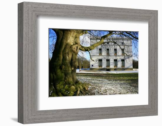 Germany, Hamburg-Uwe Steffens-Framed Photographic Print