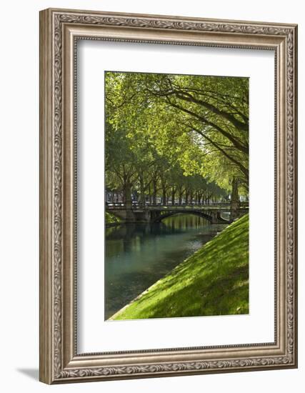 Germany, Rhineland, Dusseldorf, Old Town-Chris Seba-Framed Photographic Print