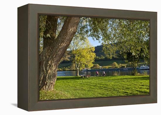 Germany, Rhineland-Palatinate, Moselle Shore, Cycle Track, Bicycle Tourists-Chris Seba-Framed Premier Image Canvas