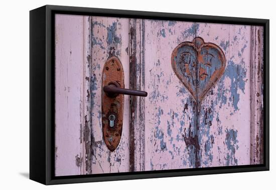 Germany, Saxony, Gšrlitz, Door, Heart-Catharina Lux-Framed Premier Image Canvas