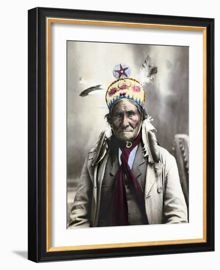 Geronimo (1829-1909)-null-Framed Photographic Print