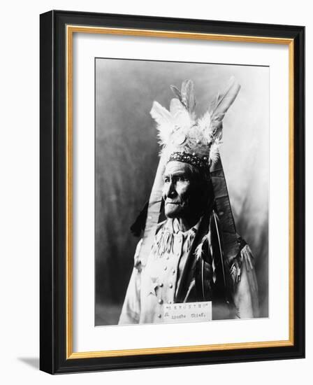 Geronimo (1829-1909)-Warren Mack Oliver-Framed Photographic Print