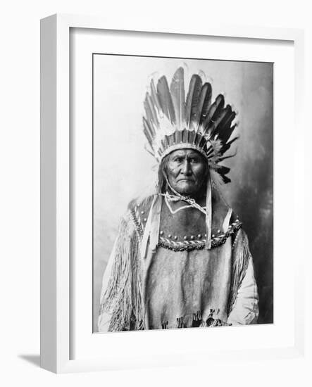 Geronimo (1829-1909)-Aaron Canady-Framed Photographic Print