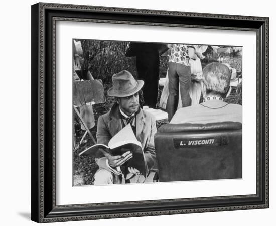 Giancarlo Giannini and Luchino Visconti on the Set of the Innocent-Marisa Rastellini-Framed Photographic Print