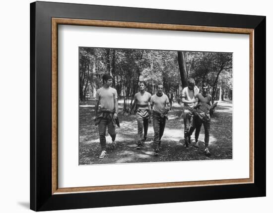 Gianni Rivera, Roberto Rosato, Giovanni Lodetti, Giorgio Puia and Gigi Riva Walking in Chapultepec-Sergio del Grande-Framed Photographic Print