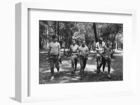 Gianni Rivera, Roberto Rosato, Giovanni Lodetti, Giorgio Puia and Gigi Riva Walking in Chapultepec-Sergio del Grande-Framed Photographic Print