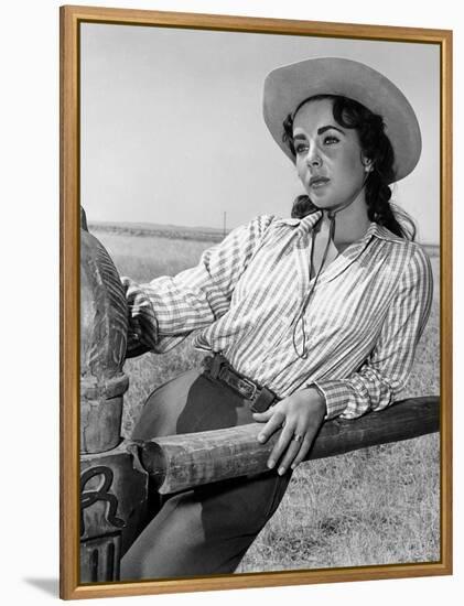 Giant, 1955 directed by GEORGE STEVENS Elizabeth Taylor (b/w photo)-null-Framed Stretched Canvas