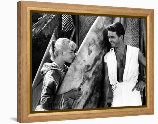 Gidget, Sandra Dee, Cliff Robertson, 1959-null-Framed Stretched Canvas