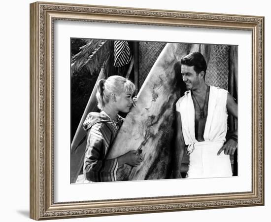 Gidget, Sandra Dee, Cliff Robertson, 1959-null-Framed Photo