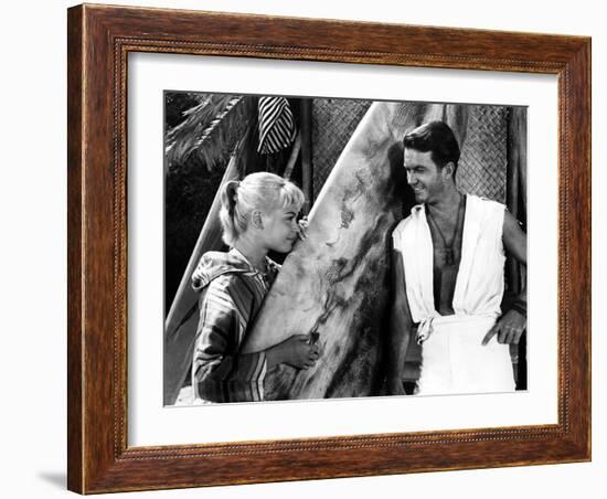 Gidget, Sandra Dee, Cliff Robertson, 1959-null-Framed Photo