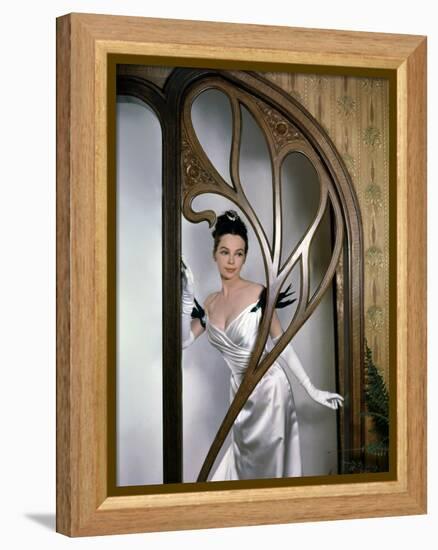 GIGI, 1958 directed by VINCENTE MINNELLI Leslie Caron (photo)-null-Framed Stretched Canvas