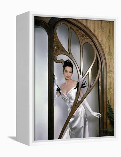 GIGI, 1958 directed by VINCENTE MINNELLI Leslie Caron (photo)-null-Framed Stretched Canvas