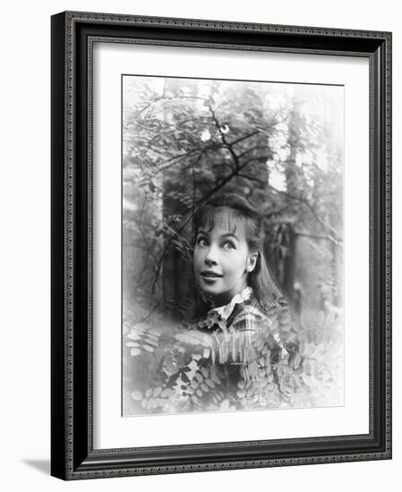 Gigi, Leslie Caron, 1958-null-Framed Photo