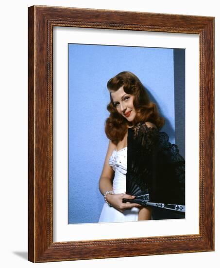 GILDA, 1946 directed by CHARLES VIDOR Rita Hayworth (photo)-null-Framed Photo