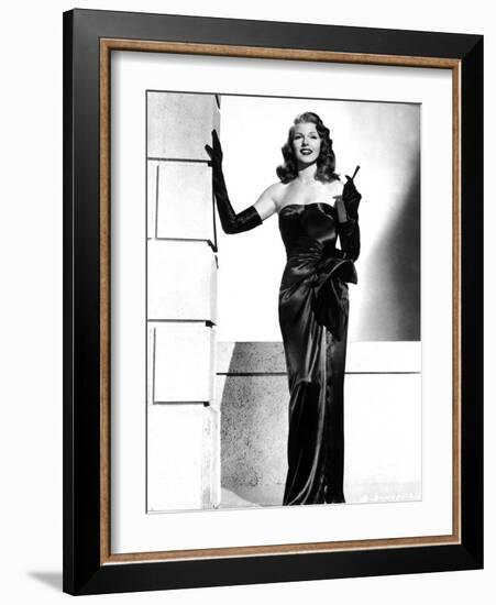 Gilda De Charlesvidor Avec Rita Hayworth 1946-null-Framed Photo