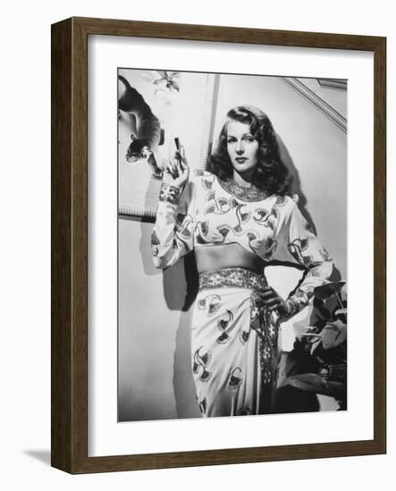 Gilda, Rita Hayworth, 1946-null-Framed Photographic Print