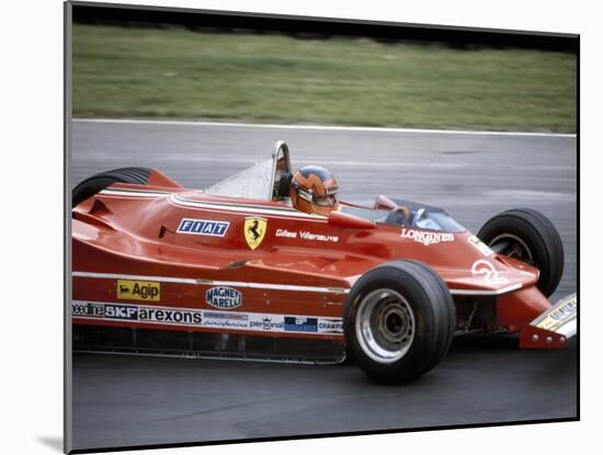 Gilles Villeneuve Racing a Ferrari 312T5, British Grand Prix, Brands Hatch, 1980-null-Mounted Photographic Print