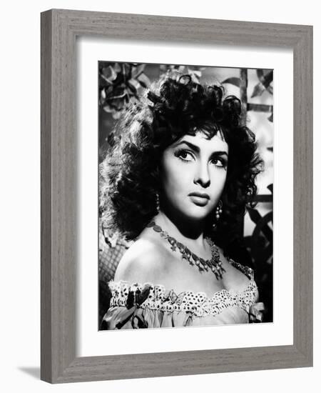 Gina Lollobrigida I PAGLIACCI / PAILLASSE, 1948 directed by MARIO COSTA (b/w photo)-null-Framed Photo