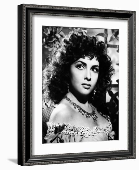 Gina Lollobrigida I PAGLIACCI / PAILLASSE, 1948 directed by MARIO COSTA (b/w photo)-null-Framed Photo