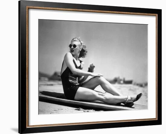 Ginger Rogers-null-Framed Photographic Print