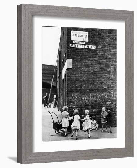 Girls Playing 1939-Staff-Framed Photographic Print