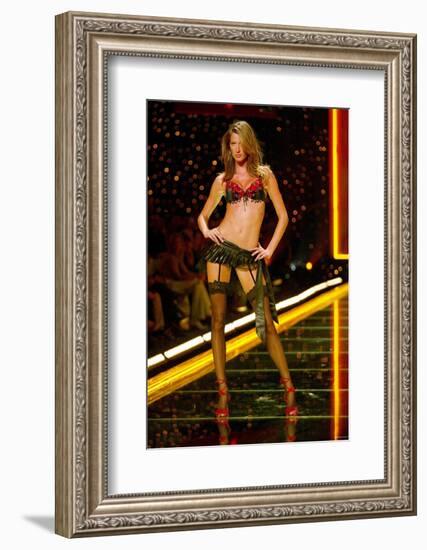 Gisele Bundchen-null-Framed Photo