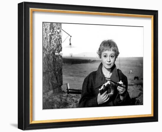 Giuletta Masina in 'La Strada', 1954-null-Framed Giclee Print