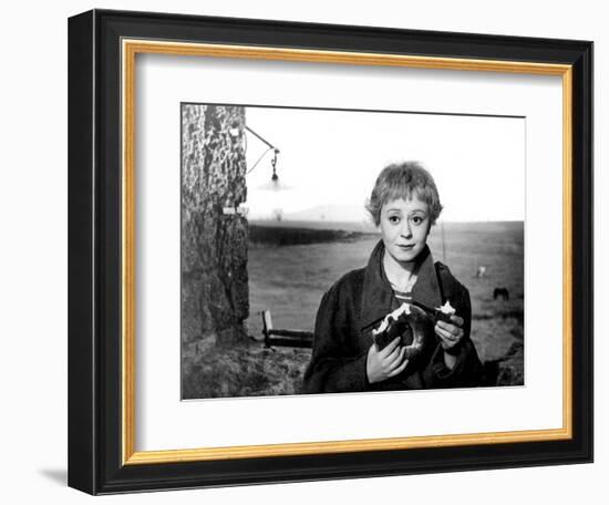 Giuletta Masina in 'La Strada', 1954-null-Framed Giclee Print
