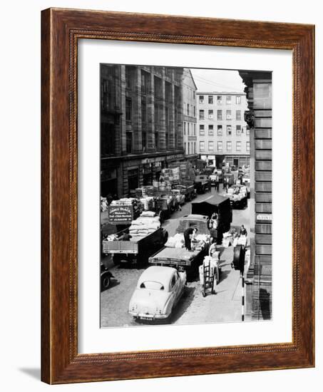 Glasgow Markets, Fruit Market Unloading, 1955-null-Framed Photographic Print