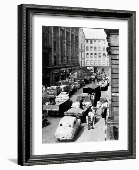 Glasgow Markets, Fruit Market Unloading, 1955-null-Framed Photographic Print