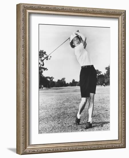 Gloria Fecht, Former Ice Follies Skater Became a Noted Golfer in the 1950s and 1960s-null-Framed Photo