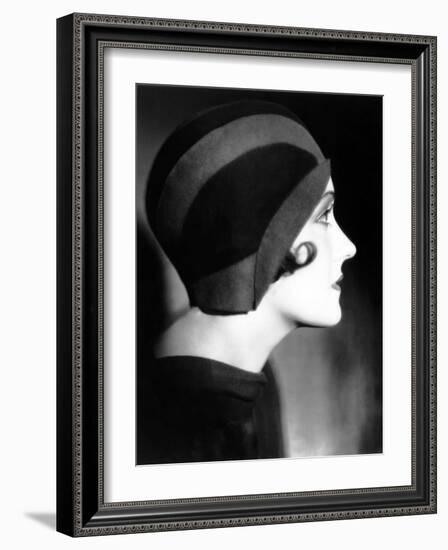 Gloria Swanson, 1930-null-Framed Photo