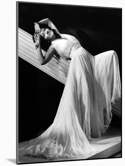 Gloria Swanson, 1940-null-Mounted Photographic Print