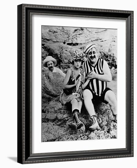 Gloria Swanson, Mack Swain-null-Framed Photographic Print