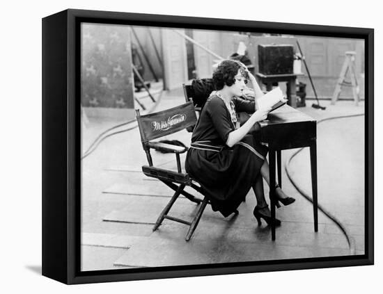 Gloria Swanson-null-Framed Premier Image Canvas