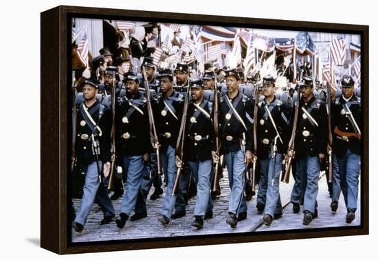 Glory (Pour la gloire) by EdwardZwick with Morgan Freeman, 1989 (guerre by Secession) (photo)-null-Framed Stretched Canvas