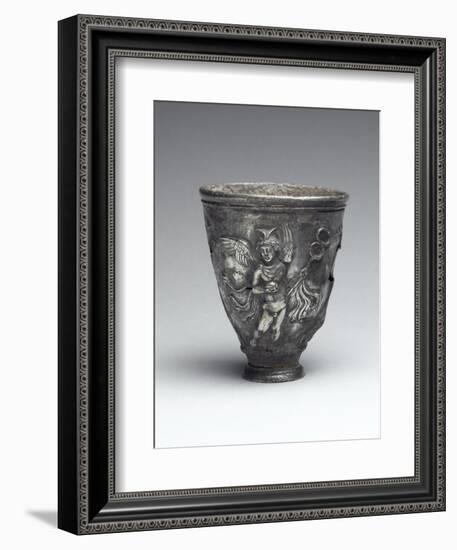 Gobelet tronconique-null-Framed Giclee Print