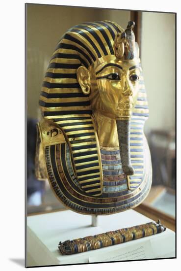 Gold and Lapis Lazuli Funerary Mask of Tutankhamun, King of Egypt, C1323 BC-null-Mounted Photographic Print