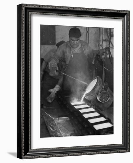 Gold Being Melted and Made Into Gold Bricks at US Mint-Al Fenn-Framed Photographic Print