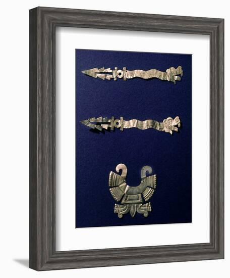 Gold labret and two xiuhcoatl ('fire serpents'), Aztec, Mexico, c1500-Werner Forman-Framed Photographic Print
