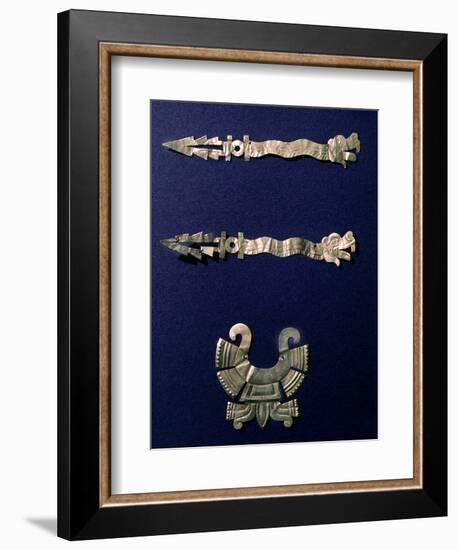 Gold labret and two xiuhcoatl ('fire serpents'), Aztec, Mexico, c1500-Werner Forman-Framed Photographic Print