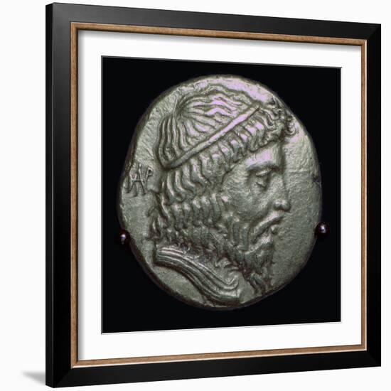 Gold Stater of King Andragoras of Parthia, 3rd century BC. Artist: Unknown-Unknown-Framed Giclee Print