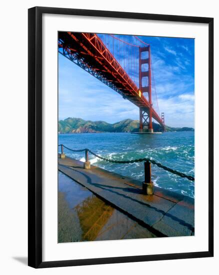 Golden Gate Bridge, San Francisco, California, USA-John Alves-Framed Photographic Print