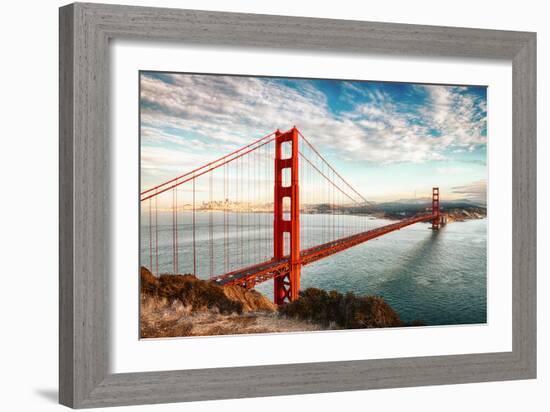 Golden Gate Bridge, San Francisco-vent du sud-Framed Photographic Print