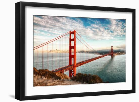 Golden Gate Bridge, San Francisco-vent du sud-Framed Photographic Print