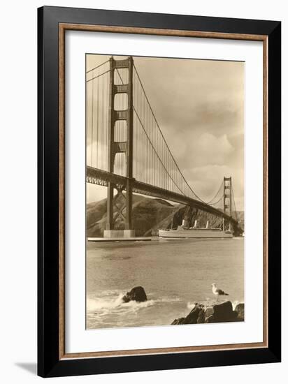 Golden Gate Bridge-null-Framed Art Print